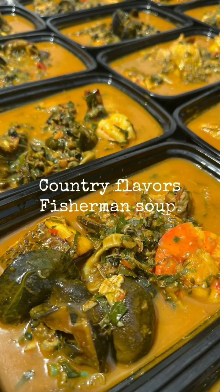 Buffet and boxed meals for guests